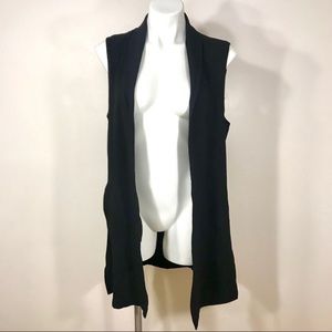 New Never Worn Fashion Nova Sleeveless Vest -Black